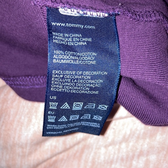 Bundle 3 EUC Tommy Hilfiger v neck t-shirts - Picture 9 of 13